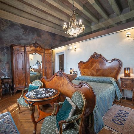 Relais Castello Bevilacqua Bagian luar foto