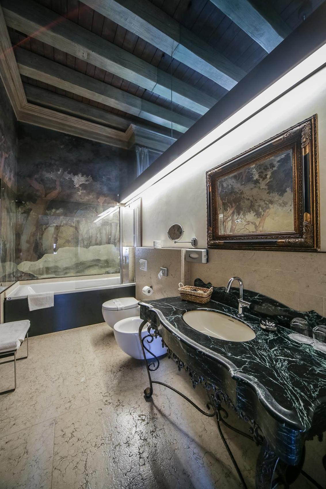 Relais Castello Bevilacqua Bagian luar foto
