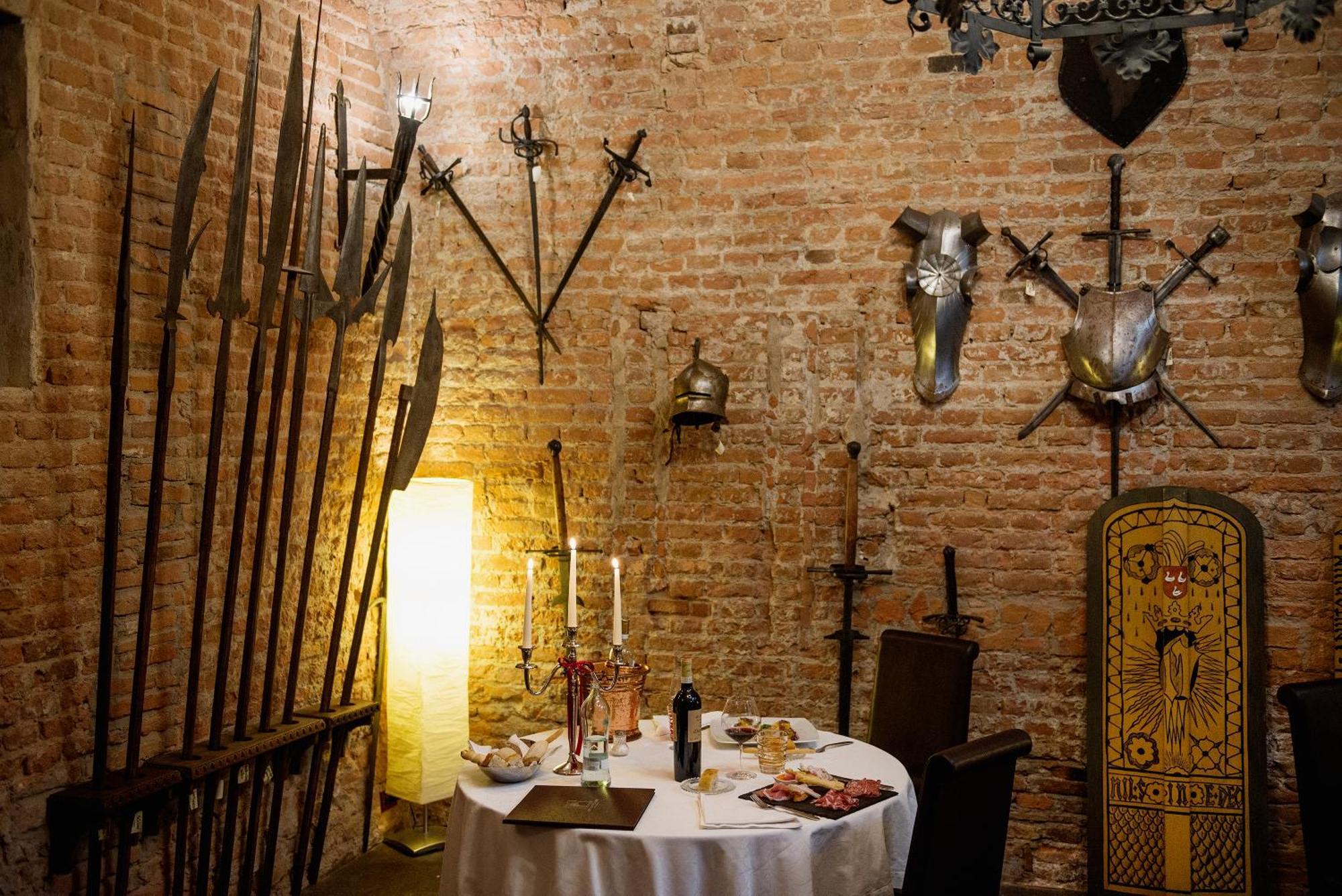 Relais Castello Bevilacqua Bagian luar foto