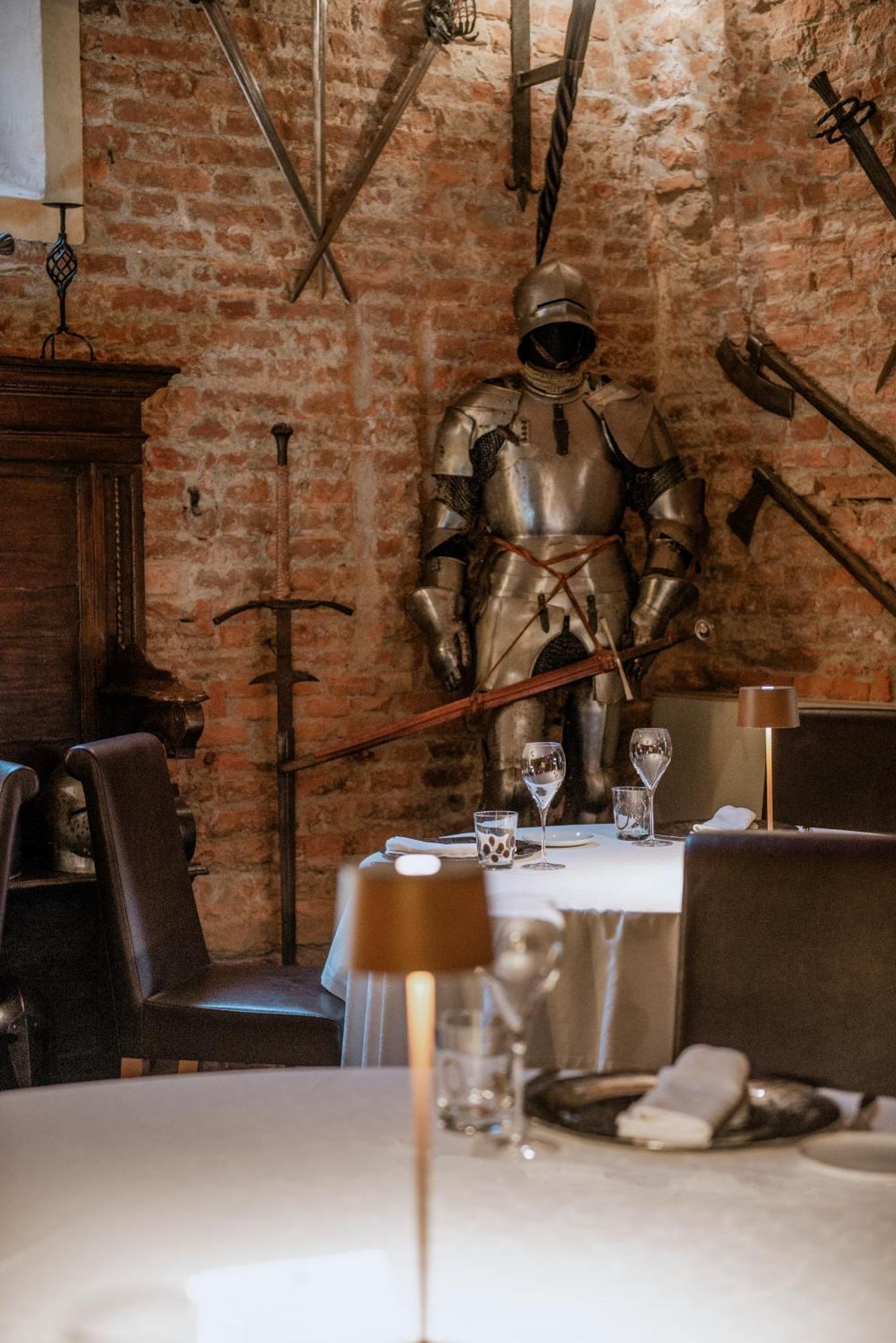 Relais Castello Bevilacqua Bagian luar foto