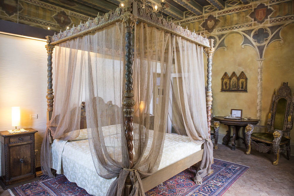 Relais Castello Bevilacqua Bagian luar foto
